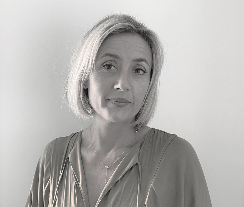 SANDRINE PROTHESISTE CAPILLAIRE FRÉJUS 3 SANDRINE PROTHESISTE CAPILLAIRE FRÉJUS opalescence sandrine2 stylist katsura